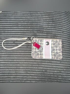COACH Heritage Signature C Mini Skinny Wristlet Wallet Khaki Pink Stripe